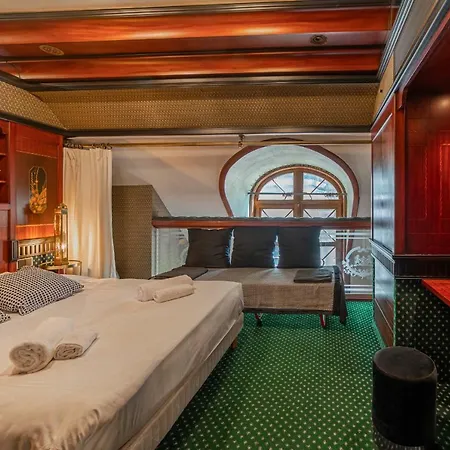 L'orient Express Private דירה