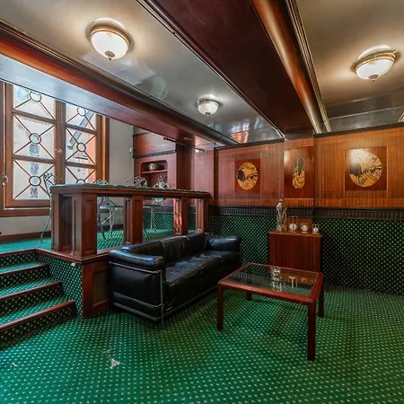 L'orient Express Private דירה