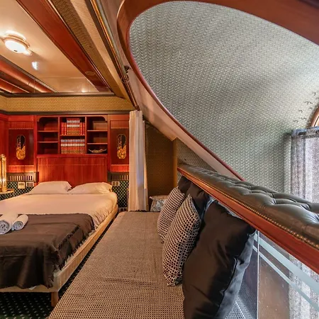 דירה L'orient Express Private